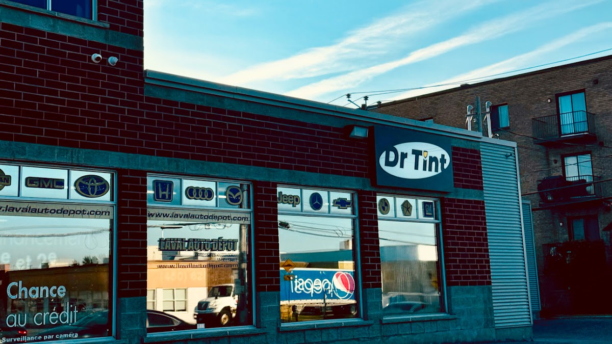 Vehicle wrap work from Dr Tint Vitres Teintées & Armure PPF Laval